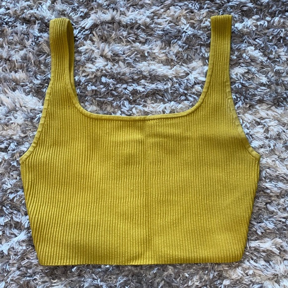 Babaton Ribbed Mustard Crop Top - Picture 1 of 3